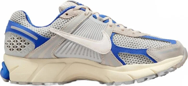 Women's Zoom Vomero 5 Shoes In Game Royal Ivory