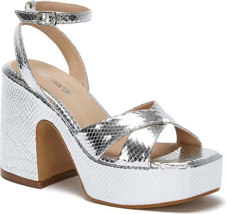 Womne's Metallic Platform Sandals In Metallic Silver