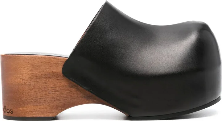 Wooden-Platform Clogs