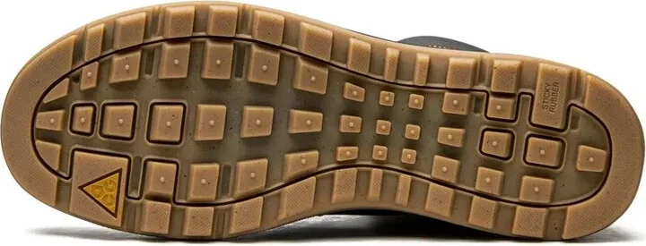 Woodside 2 "Dark Gold Leaf/Dark Gold Leaf" sneakers - Image 4
