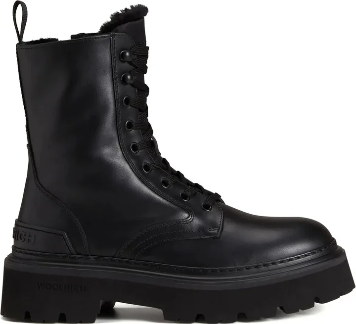 W's Logger combat boots