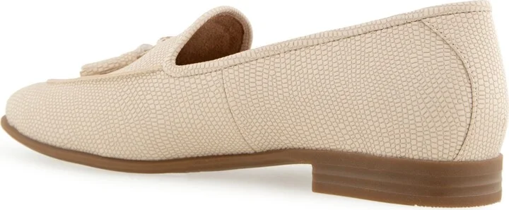 Wuster Kiltie Loafer - Image 8