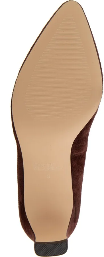Wynne Pointed Toe Pump - Image 7