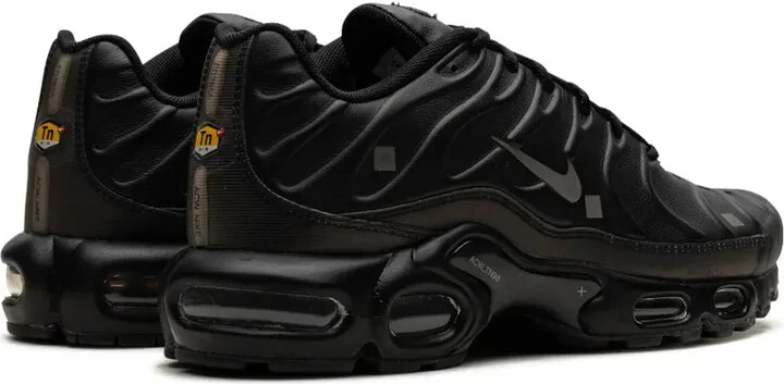 x A-COLD-WALL* Air Max Plus sneakers - Image 3