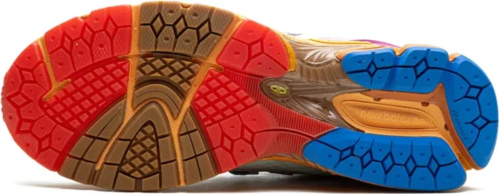 x Action Bronson 1906R "Rosewater" sneakers - Image 4