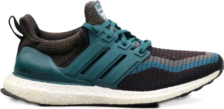 x Arsenal Ultraboost DNA sneakers