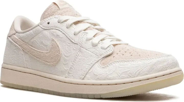 x Chris Paul Air Jordan 1 Low OG - Image 2