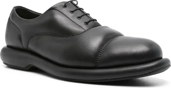 x Clarks leather Oxford shoes - Image 2