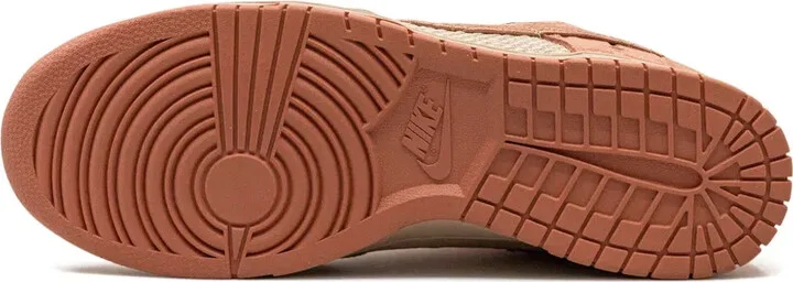 x CLOT Dunk Low "What The" sneakers - Image 4