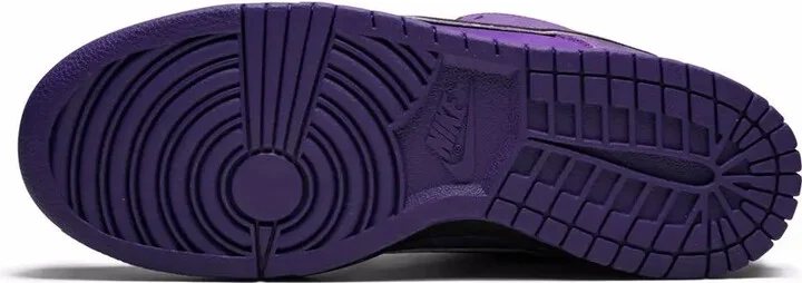 x Concepts SB Dunk Low Pro OG QS "Purple Lobster Special Box" sneakers - Image 4