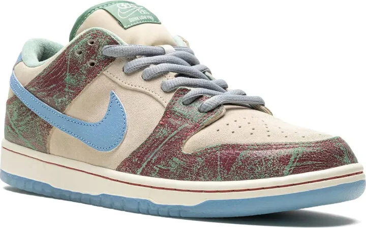 x Crenshaw Skate Club SB Dunk Low sneakers - Image 2