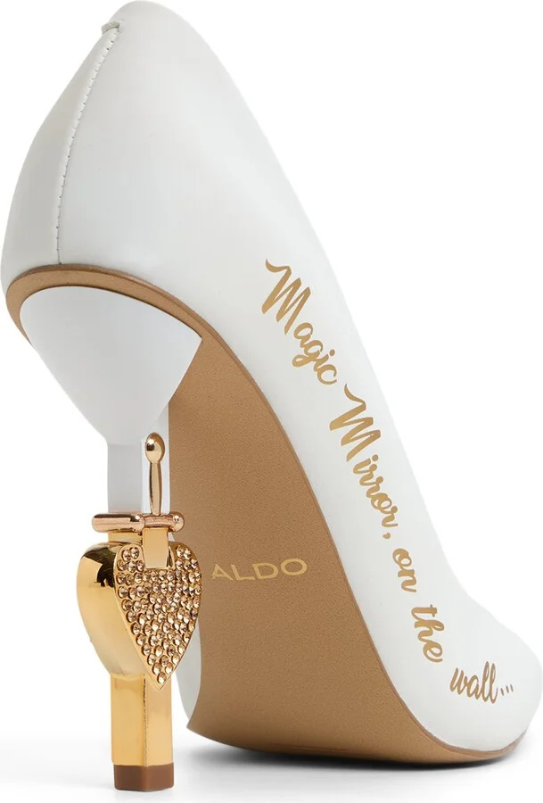 x Disney® Snow White Pointed Toe Pump - Image 2
