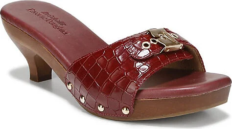 x Favorite Daughter Heartbreak Wood-Bottom Kitten Heels - Image 3
