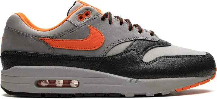 x HUF Air Max 1 SP "Brilliant Orange" sneakers