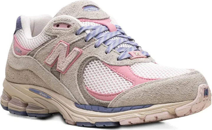 x Hype DC 2002R "Native Dynamics" sneakers - Image 2