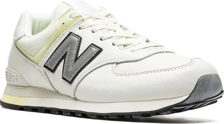 x Joe Freshgoods 574 "Conversations Amongst Us" sneakers - Image 2