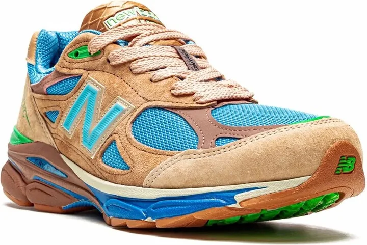 x Joe Freshgoods 990V3 “Outside Clothes” sneakers - Image 2