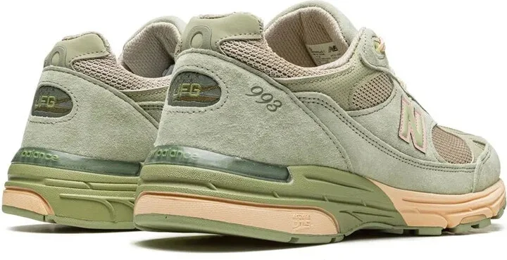 x Joe Freshgoods 993 "Performance Art Sage" sneakers - Image 3