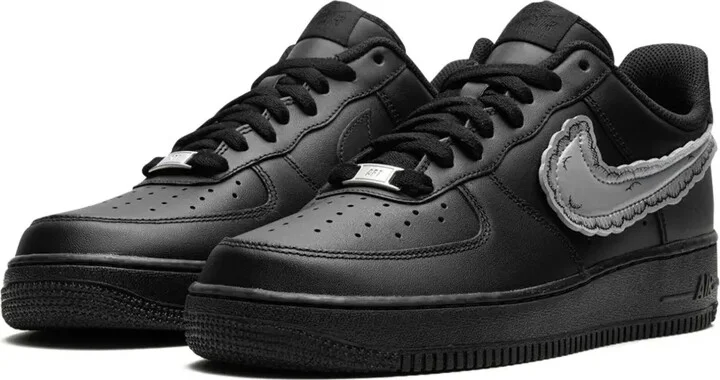 x KAWS x Sky High Farms Air Force 1 Low "Black" sneakers - Image 3