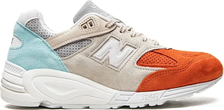 x Kith 990 V2 "Cyclades" sneakers
