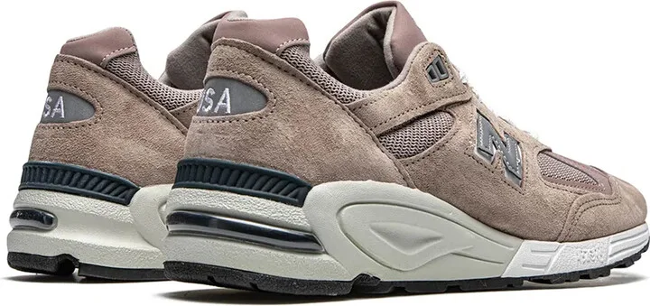 x Kith 990v2 "Dusty Rose" sneakers - Image 3