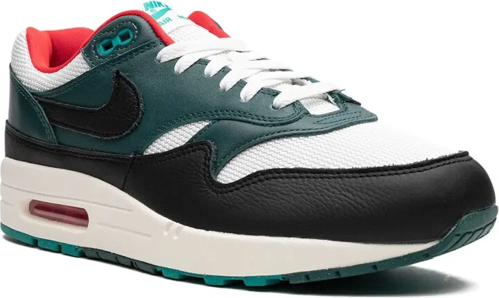 x LeBron James Air Max 1 ''Liverpool" sneakers - Image 2
