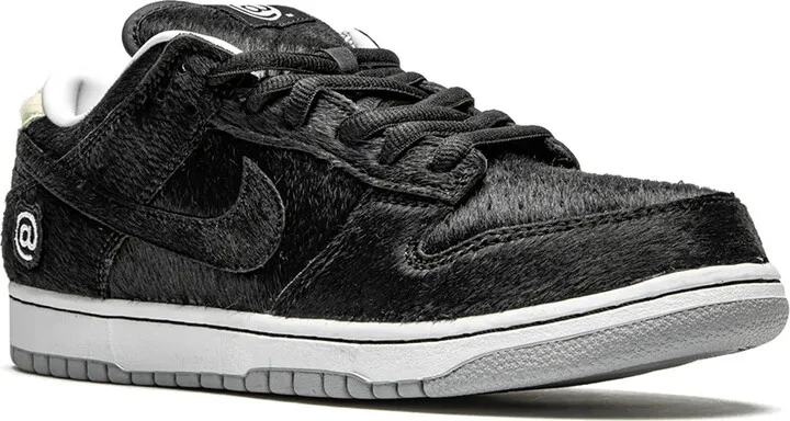 x Medicom Toy SB Dunk Low "BE@RBRICK" sneakers - Image 2
