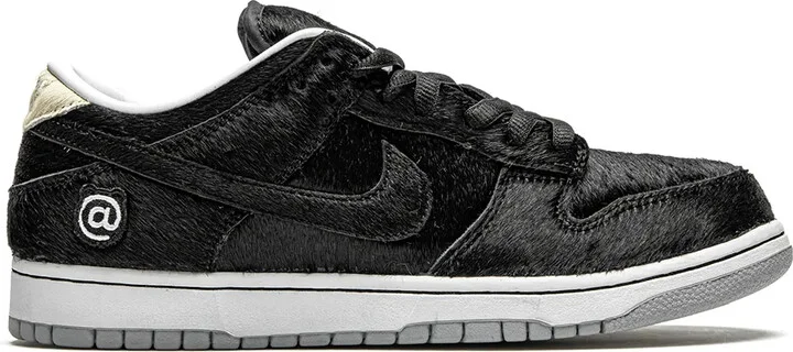 x Medicom Toy SB Dunk Low "BE@RBRICK" sneakers
