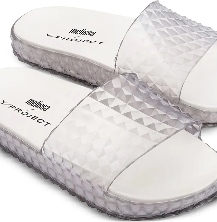 x Melissa Court slides - Image 2