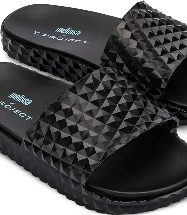 x Melissa Court slides - Image 2