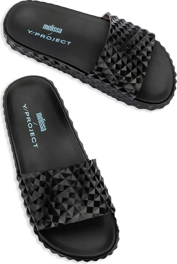 x Melissa Court slides - Image 3