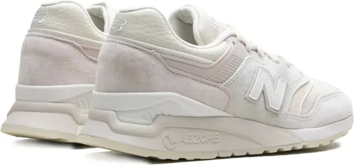 x MiUSA Kith Easter 997.5 "White/Marshmallow/Angora" sneakers - Image 3