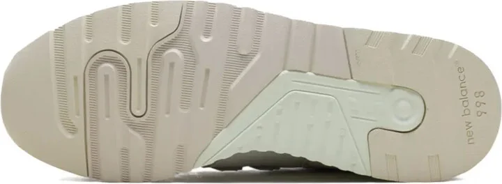 x MiUSA Kith Easter 997.5 "White/Marshmallow/Angora" sneakers - Image 5