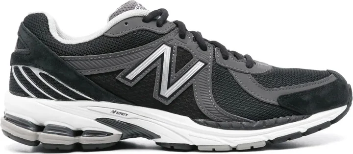 x New Balance 860 sneakers