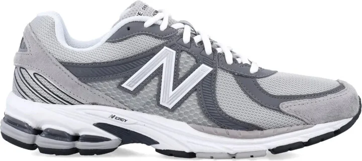 x New Balance MR860 sneakers