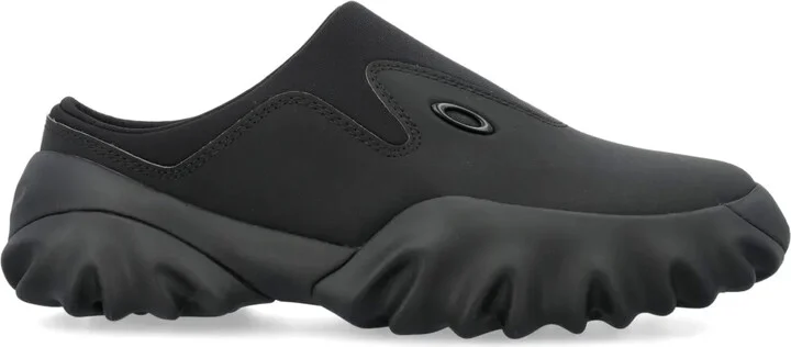x Oakley Chop Saw mules