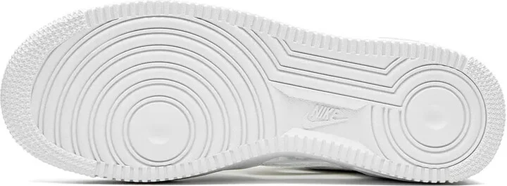 x Olivia Kim Air Force 1 '07 "Friends & Family" sneakers - Image 4