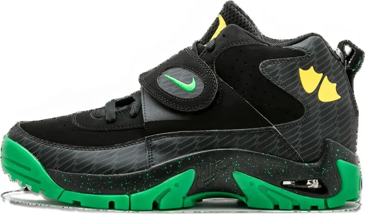 x Oregon Duck Air Mission PRM "Black/Apple Green" sneakers