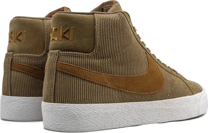 x Oski SB Zoom Blazer Mid ISO "Corduroy" sneakers - Image 3