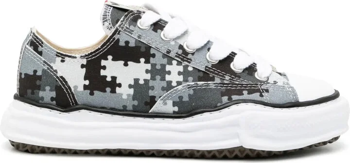x Peace and After Puzzle Camo Peterson sneakers