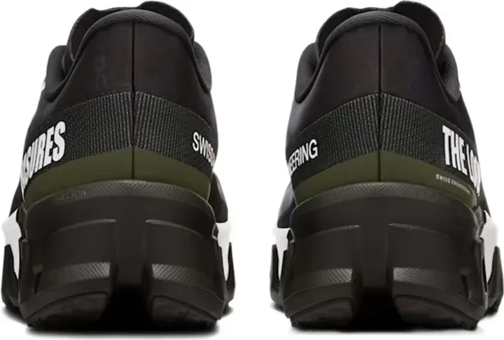 x Pleasures x The Loop Cloudmonster Hyper sneakers - Image 3