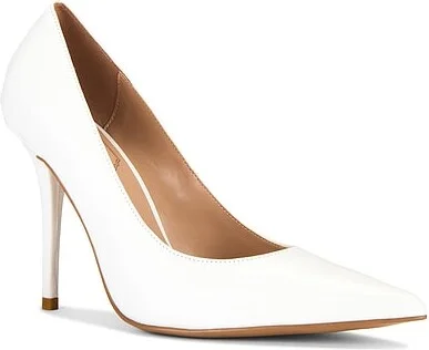 x REVOLVE Yasmeen Pump - Image 2