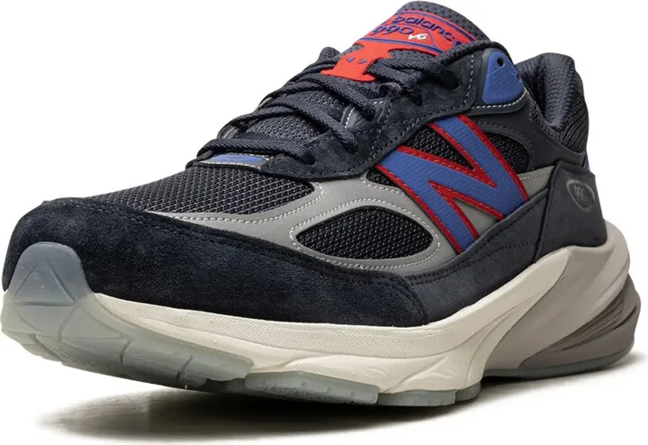 x Ronnie Fieg 990v6 MiUSA "Madison Square Garden Navy" sneakers - Image 3