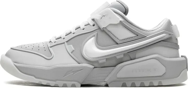 x RTKFT Dunk Genesis Low "Ghost (Edition of 8461)" sneakers - Image 5