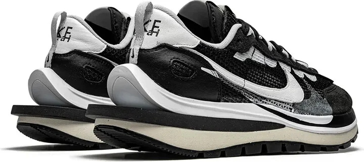 x sacai VaporWaffle "Black White" sneakers - Image 3