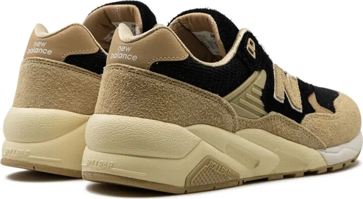 x SBTG 580 "Urban Islander Part 2" sneakers - Image 3