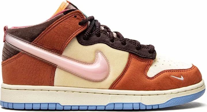x Social Status Dunk Mid "Chocolate Milk" sneakers