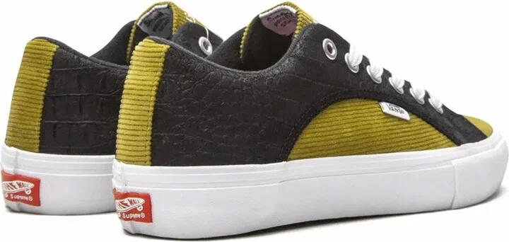 x Supreme Lampin Pro sneakers - Image 3