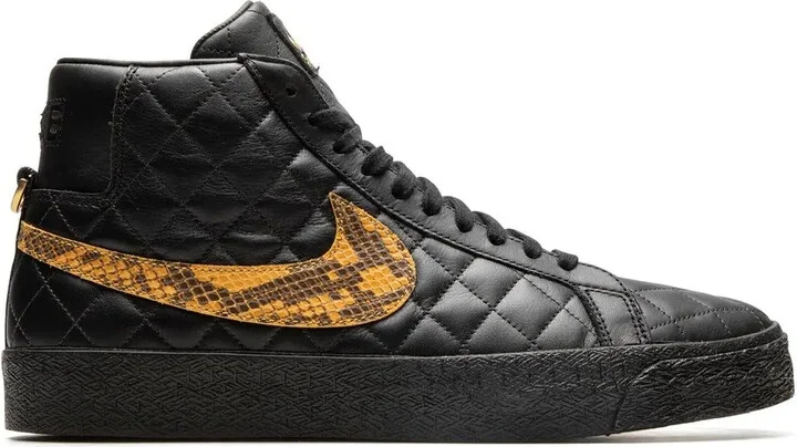 x Supreme SB Blazer "Black" sneakers