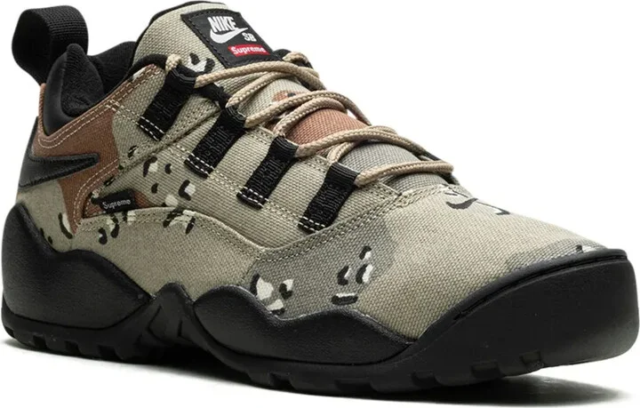 x Supreme SB Darwin Low "Khaki" sneakers - Image 2